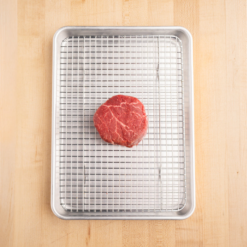 raw SRF Black® steak on rack and in pan |SRF Black®|2 x 4 oz.|6 oz.|8 oz.|10 oz.